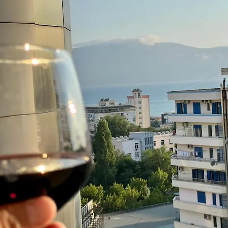 Lägenhet Noah 2 Bedrooms With Free Parking 50 M From Center *