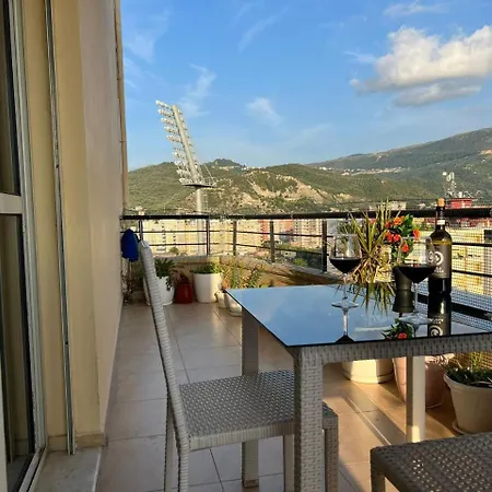 Noah 2 Bedrooms With Free Parking 50 M From Center Apartment Vlore