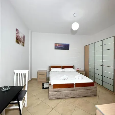 Noah 2 Bedrooms With Free Parking 50 M From Center Vlore