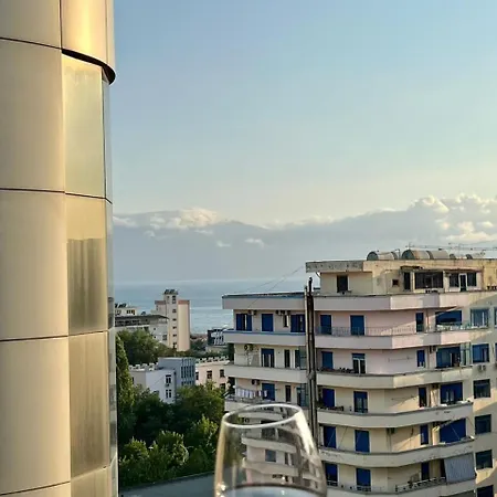 Apartment Noah 2 Bedrooms With Free Parking 50 M From Center Vlorë