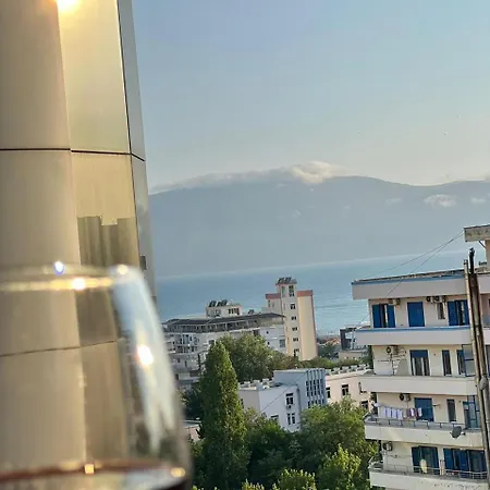 Apartment Noah 2 Bedrooms With Free Parking 50 M From Center