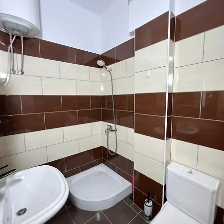 Noah 2 Bedrooms With Free Parking 50 M From Center Vlore