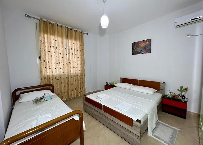 Noah 2 Bedrooms With Free Parking 50 M From Center Vlorë
