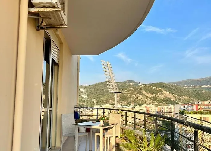 Noah 2 Bedrooms With Free Parking 50 M From Center * Vlorë
