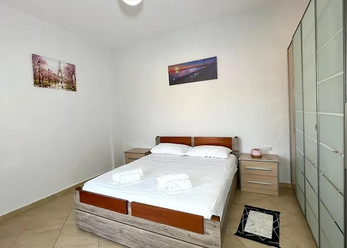 公寓 Noah 2 Bedrooms With Free Parking 50 M From Center Vlorë