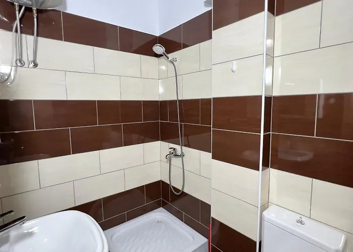 Noah 2 Bedrooms With Free Parking 50 M From Center Vlorë